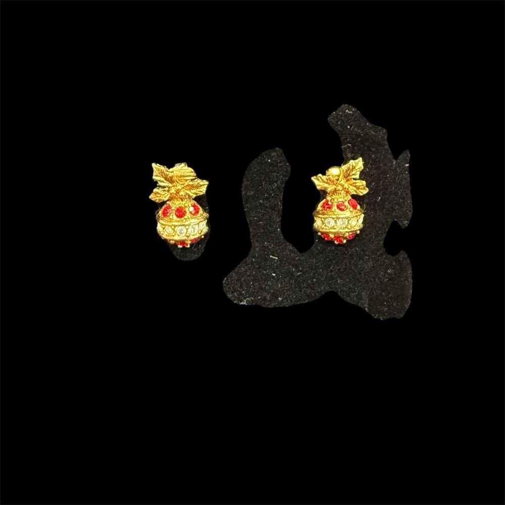 Avon “Sparkling Christmas Ornament”Gold and Red Holiday clip earrings NIB 1992